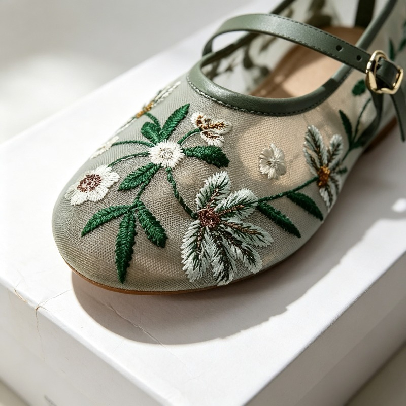 Sandal Merek Sejuk Wanita Flat - Ethnic Fashion Design ulasan dan harga